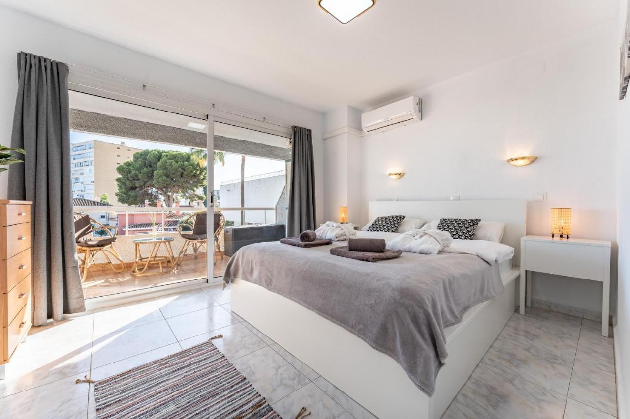 Sunny 2br Pool Terrace Seaview