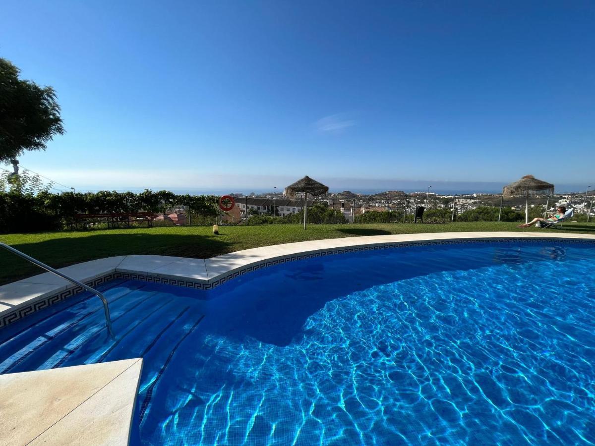 Apartment 797 Rentals- Espectacular Piso 6 Con Vistas Al Mar Benalmadena