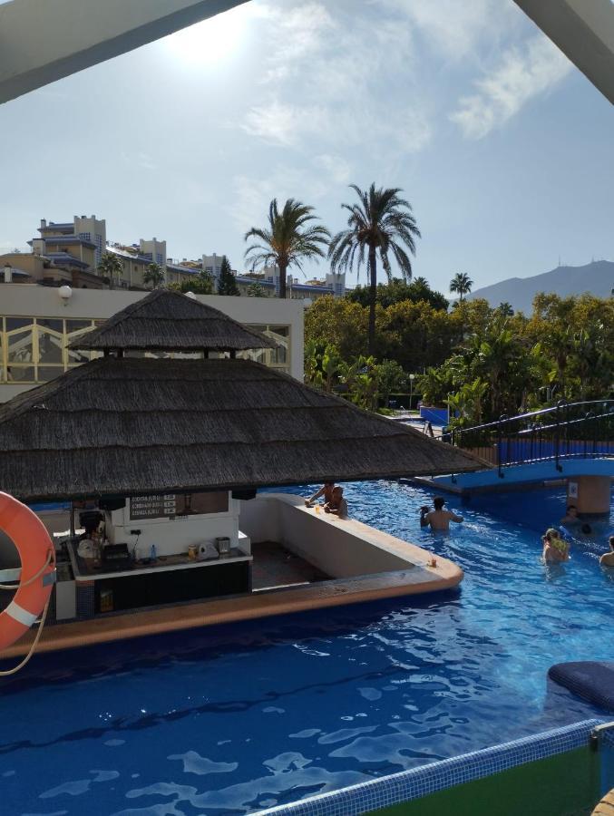 Estudio Terraza Vista Mar Parking Gratuito Piscinas Apartment Benalmadena