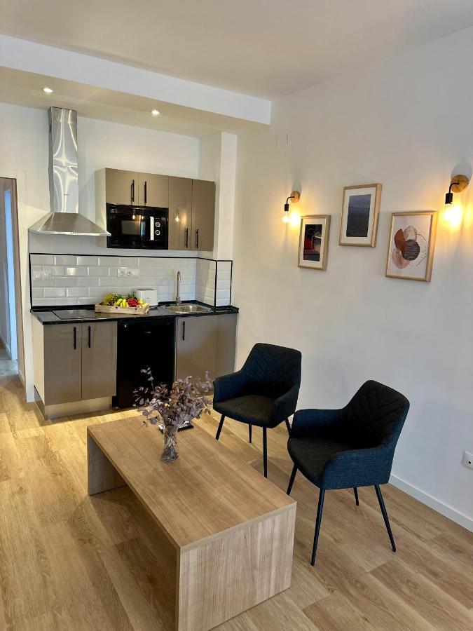 Aparthotel First Flatotel International 3*