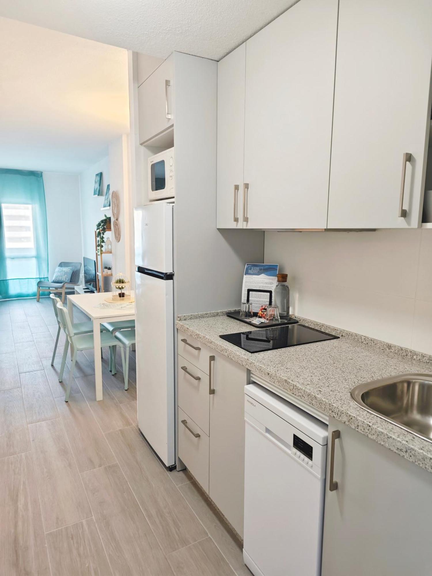 Benalbeach Casa Kito 1ª Linea De Playa Apartment