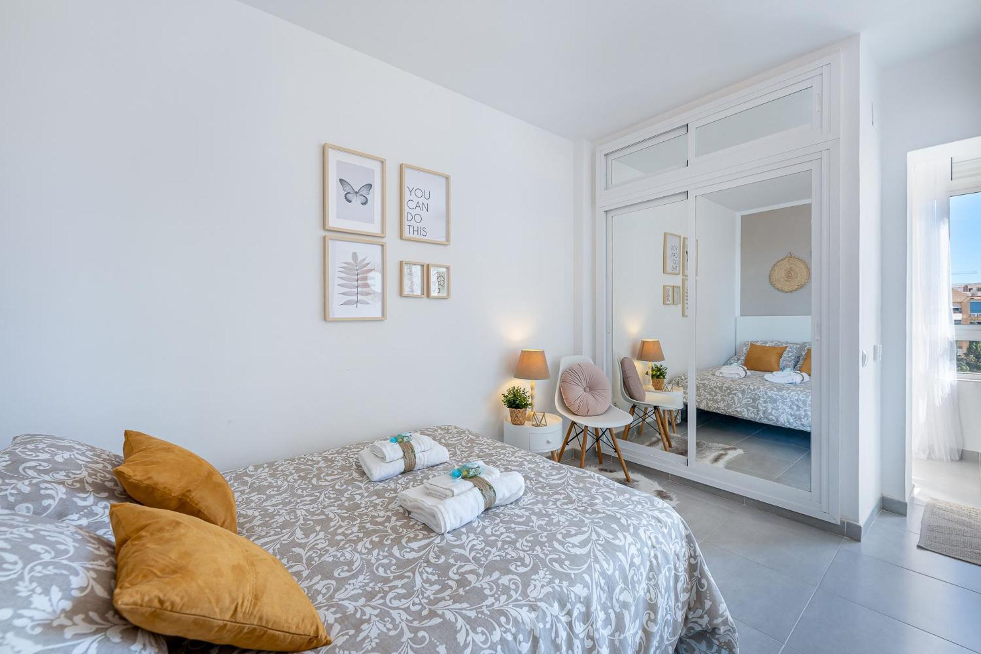 797 Rentals- Elegante Estudio Reformado En Iris Apartment *