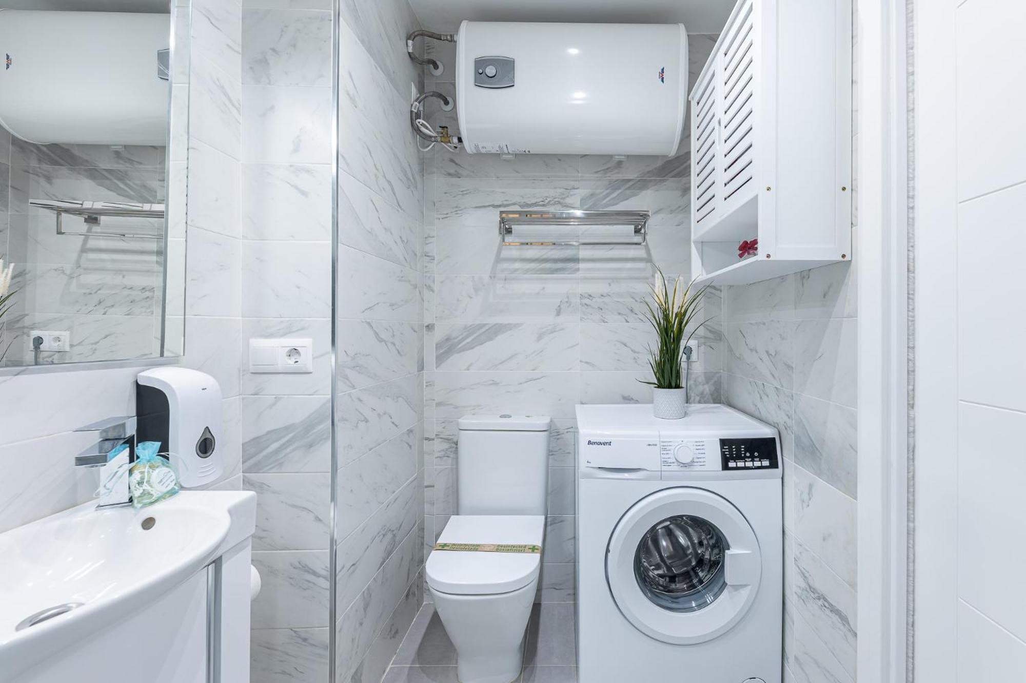 797 Rentals- Elegante Estudio Reformado En Iris Apartment *