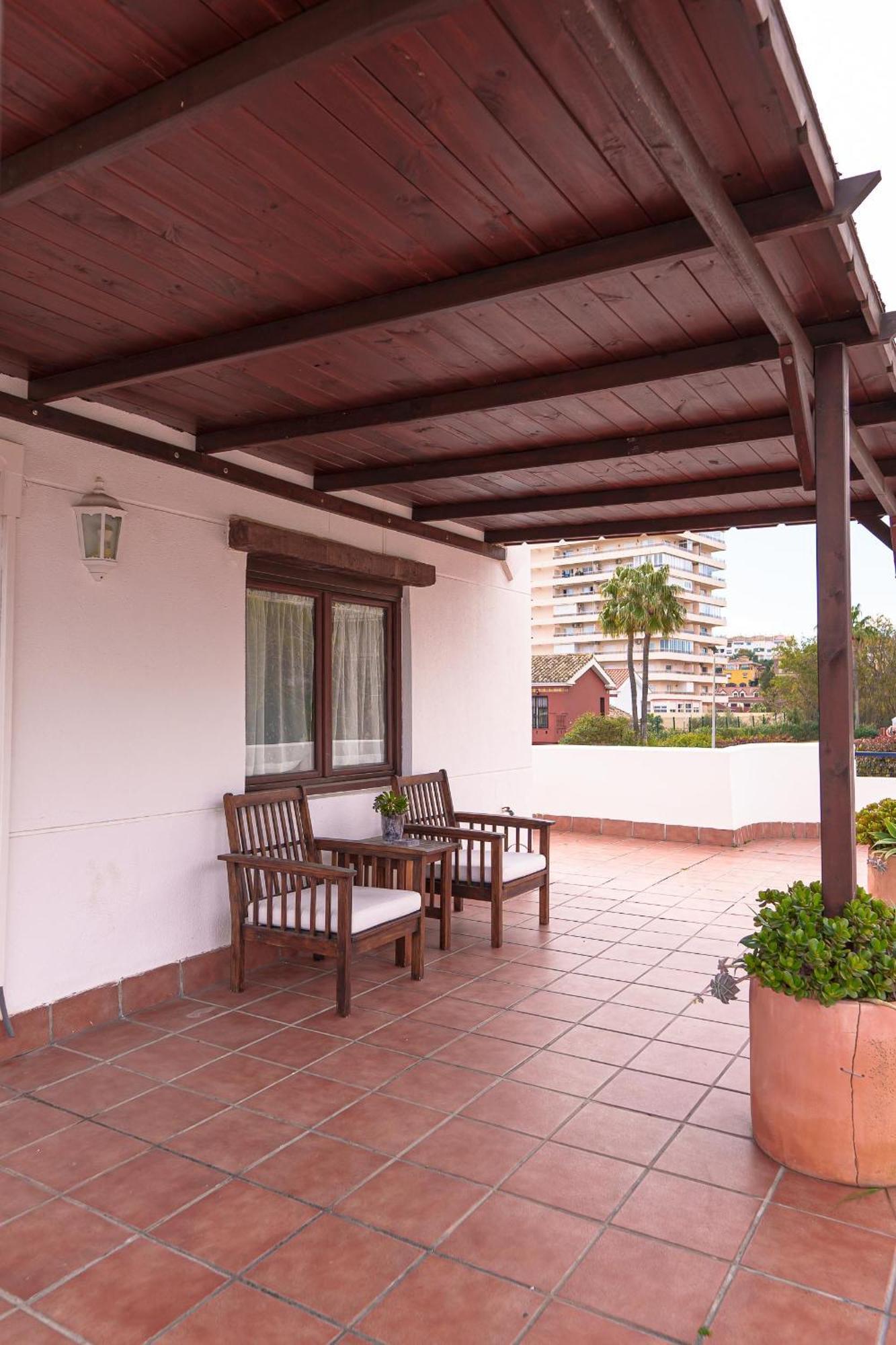 Ibicenca * Benalmadena