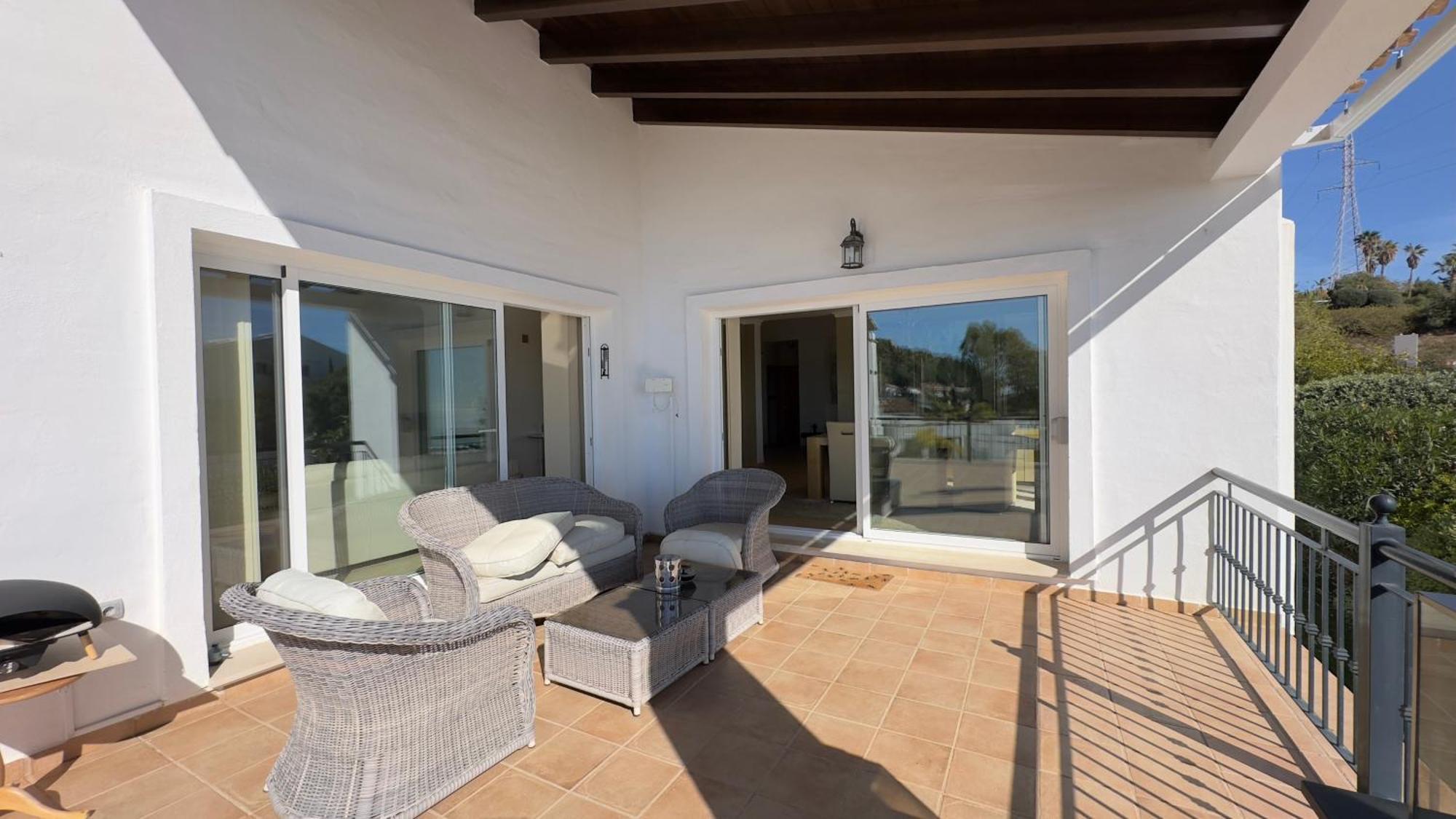 Villa La Vista - Family Friendly Private Pool, Bbq, Sauna *