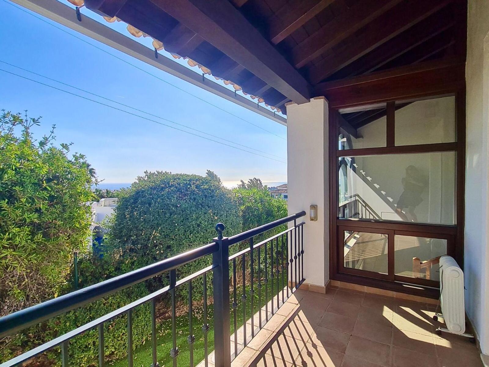 Villa La Vista - Family Friendly Private Pool, Bbq, Sauna *