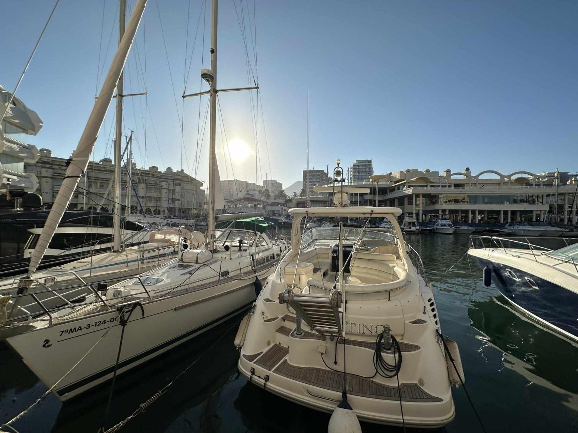 In Puerto Marina Appartement