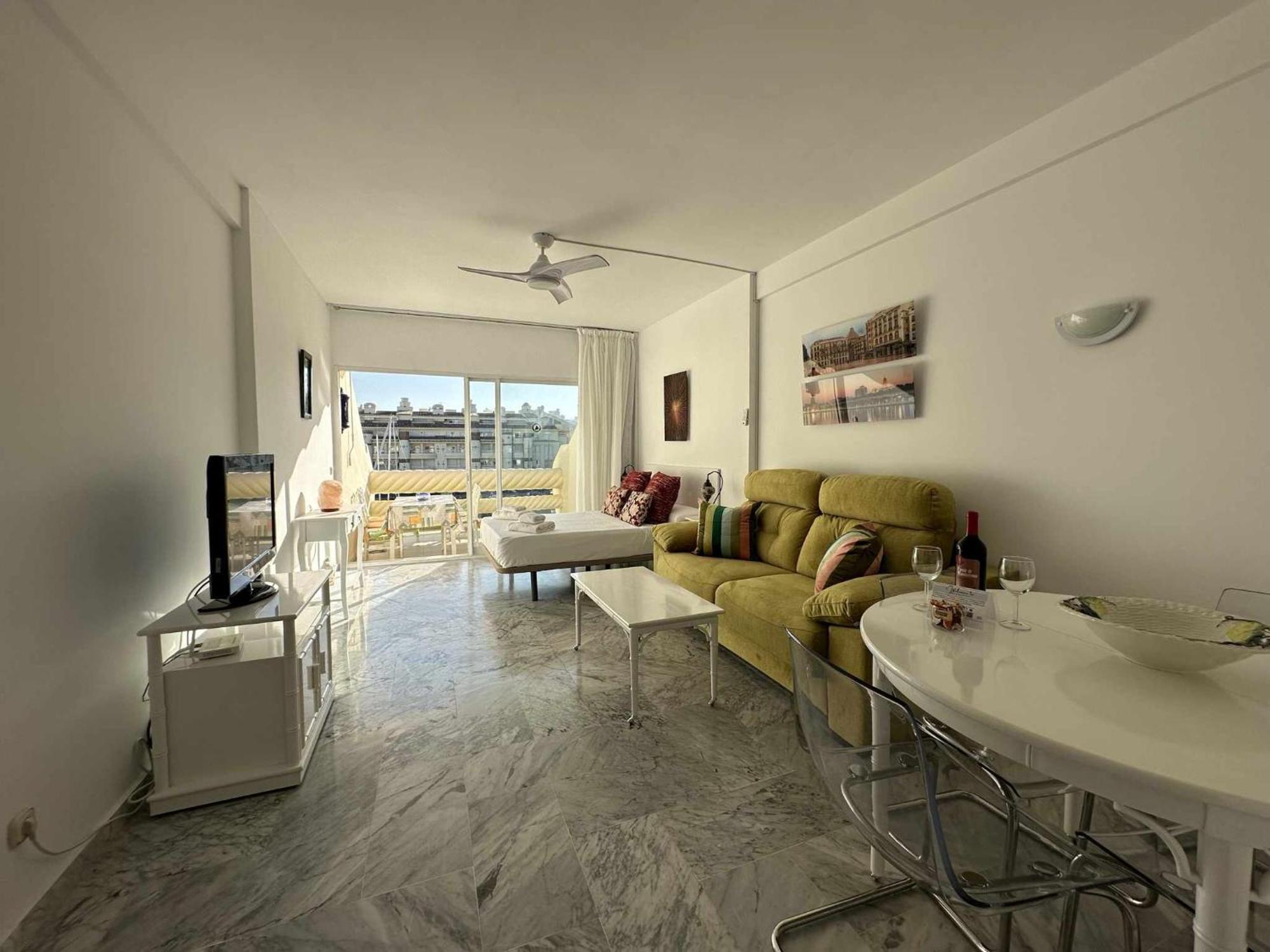 Appartement In Puerto Marina Benalmádena