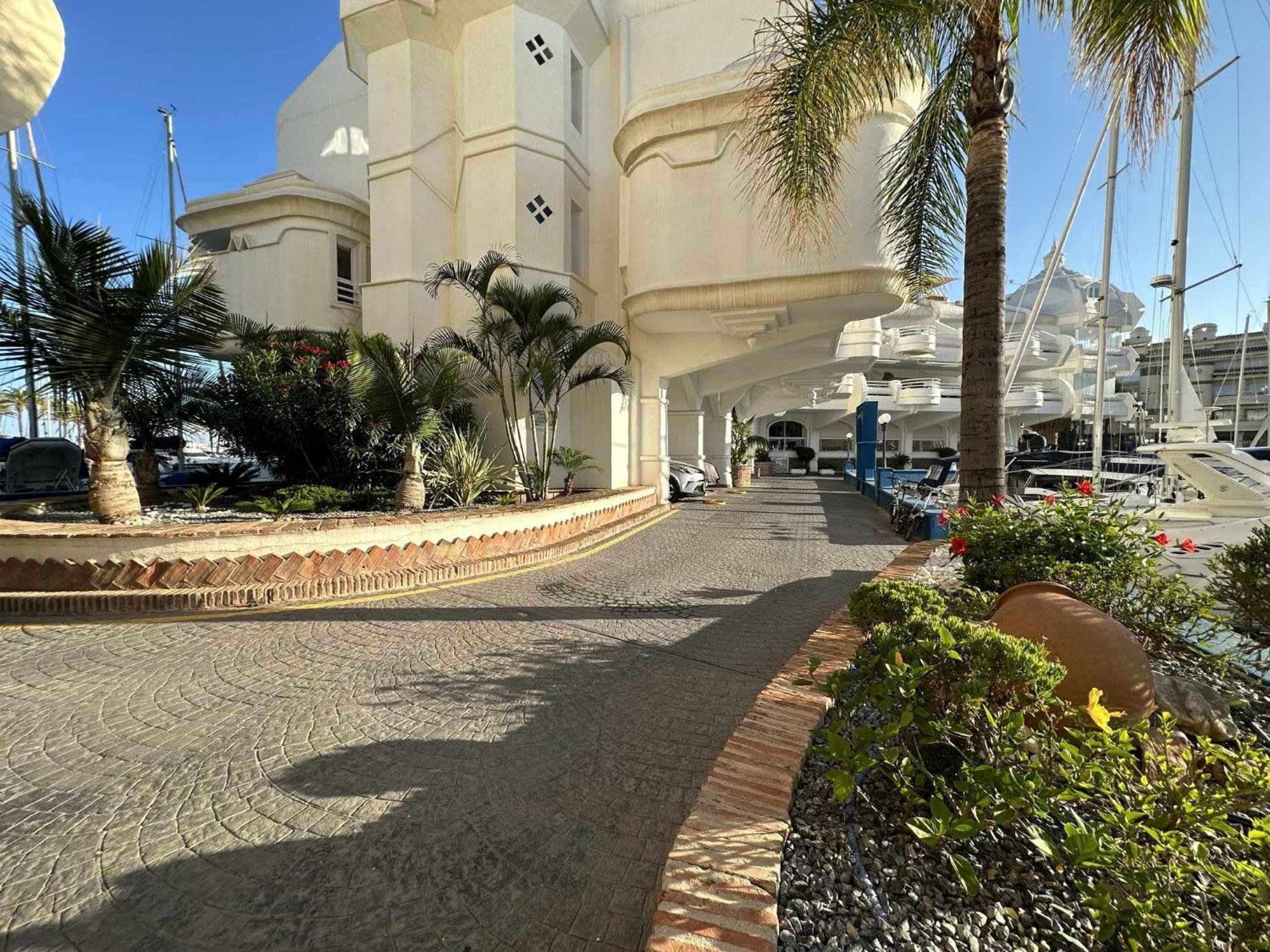 In Puerto Marina Appartement Benalmádena