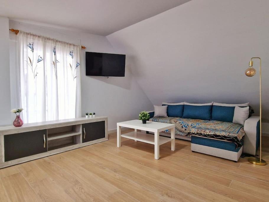 Encantador Duplex 6 A 1 Minuto De La Playa * Benalmadena
