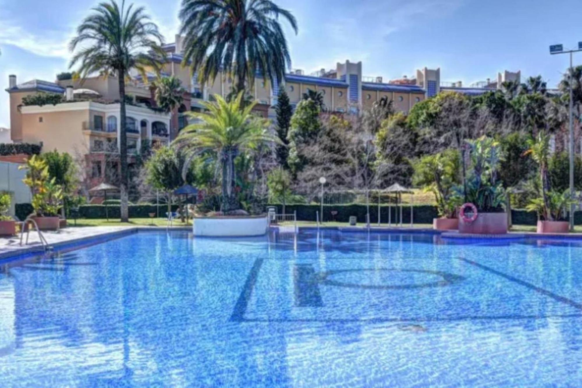 Benalbeach With Side Sea Views * Benalmádena