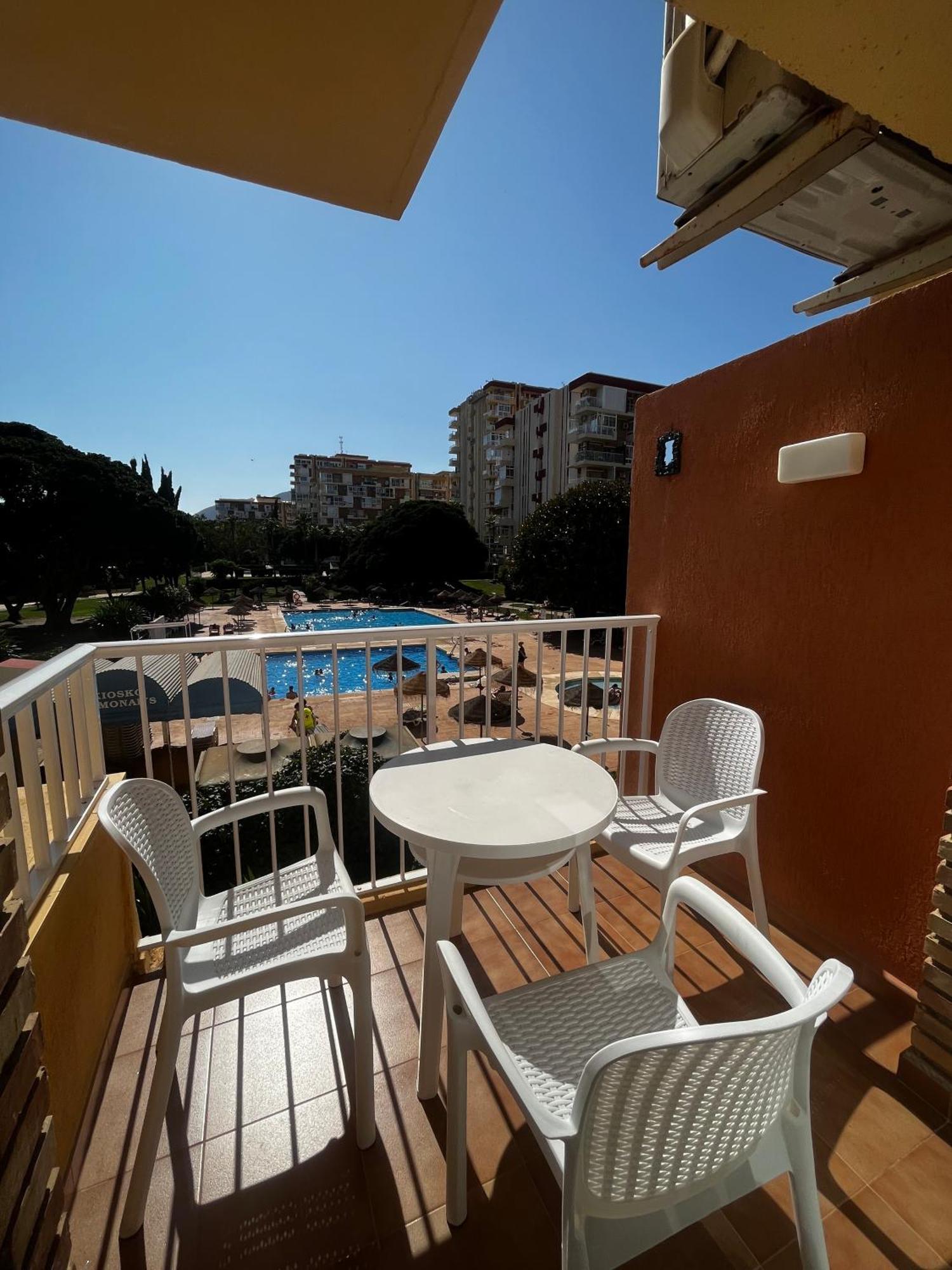 Acogedor Estudio Con Piscina Y Vistas Al Mar *