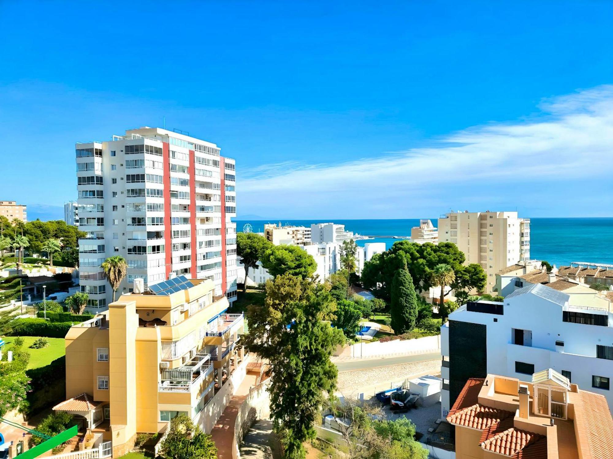 Apartment Pleasant With Sea View In 30 M² Pool