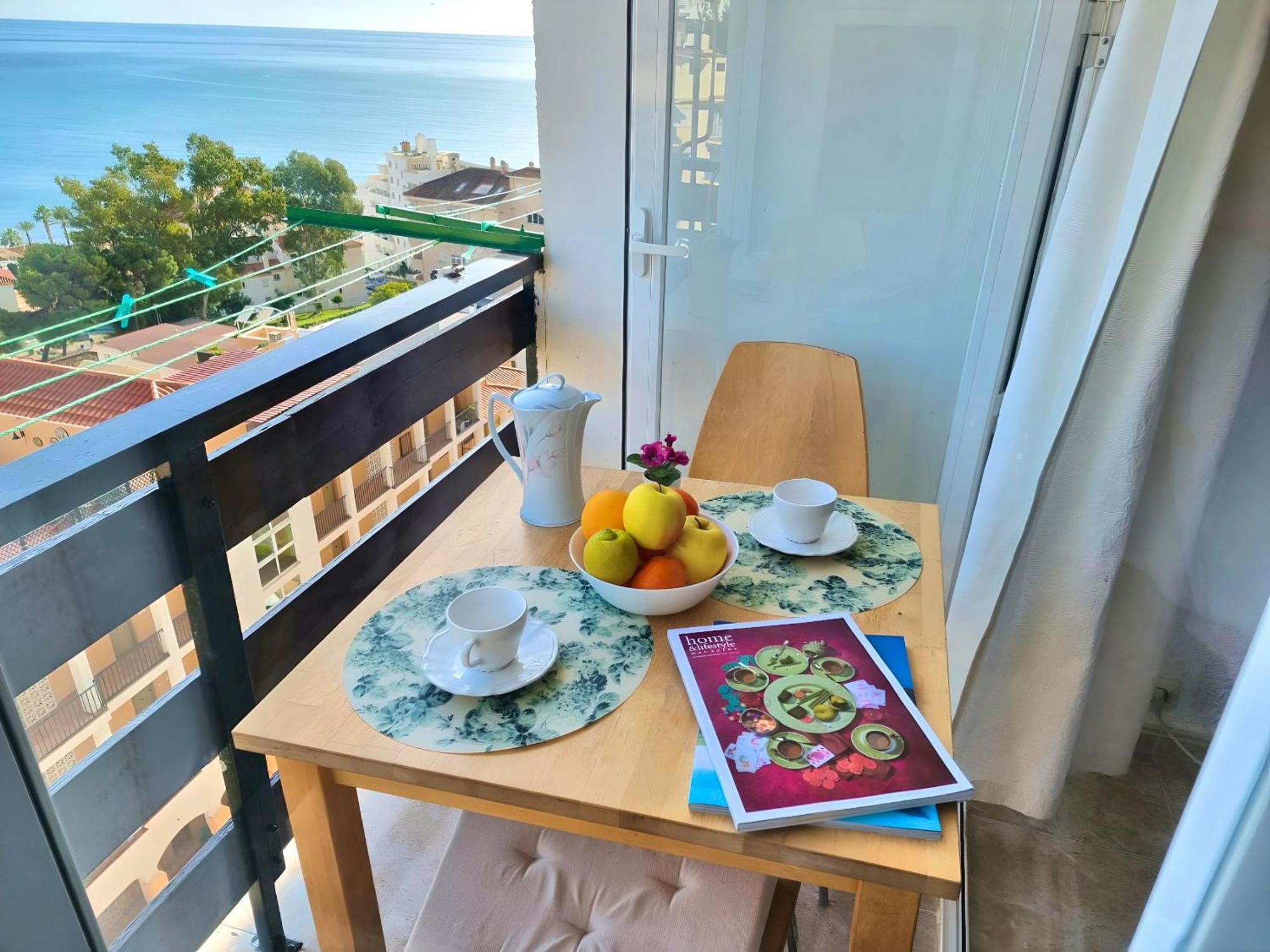 Apartment Pleasant With Sea View In 30 M² Pool