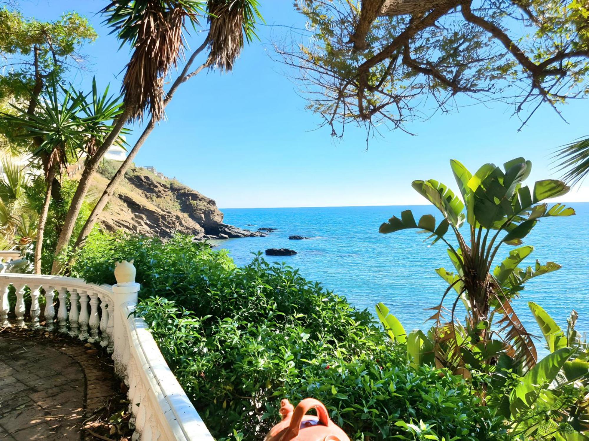 Сasa de vacaciones Stunning With Outdoor Swimmingpool, 4 Bedrooms And Wifi *