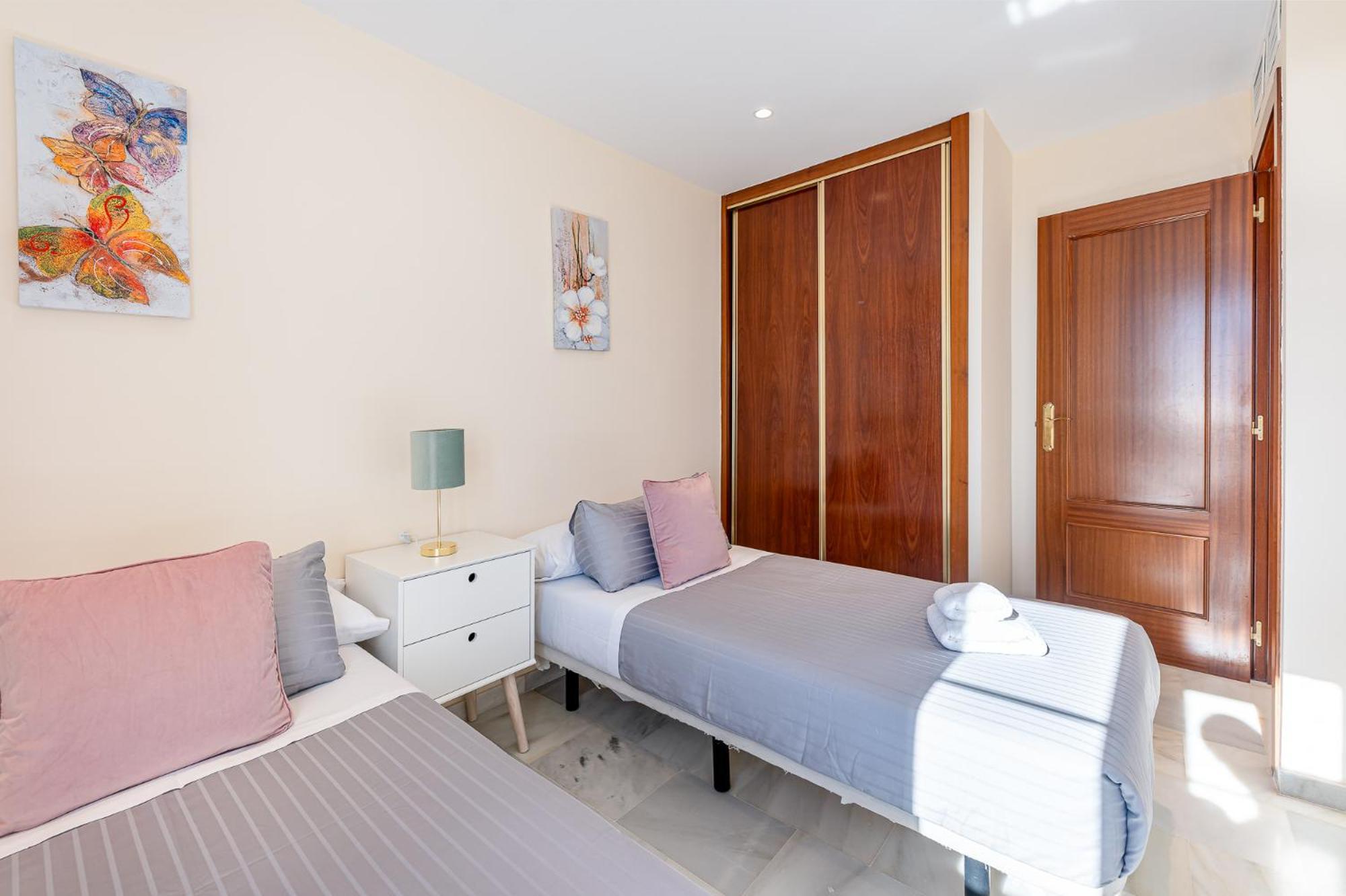 Chalet In Torrequebrada Residencial Golf Urbanization Benalmádena