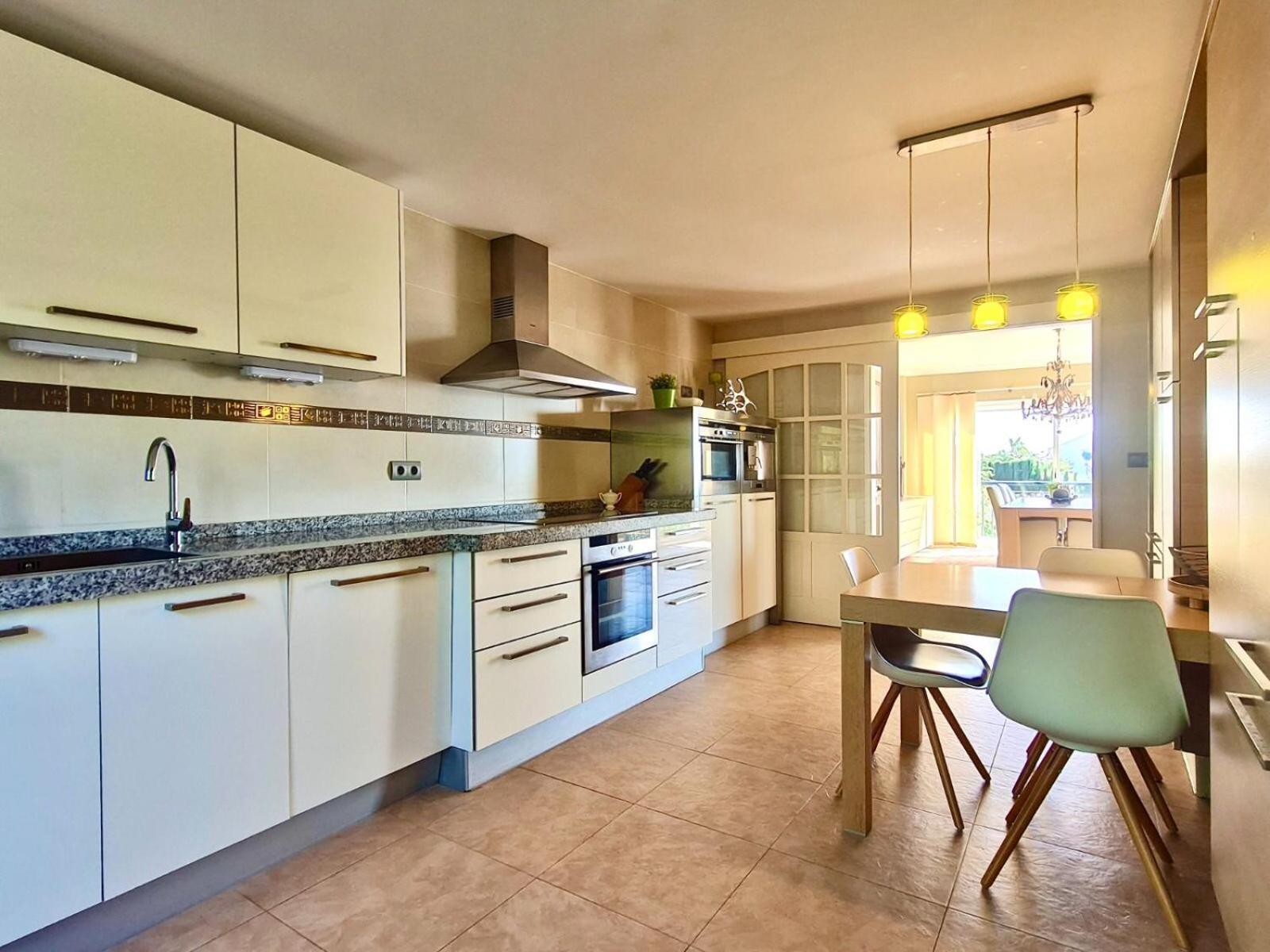 La Vista - Family Friendly Private Pool, Bbq, Sauna * Benalmádena