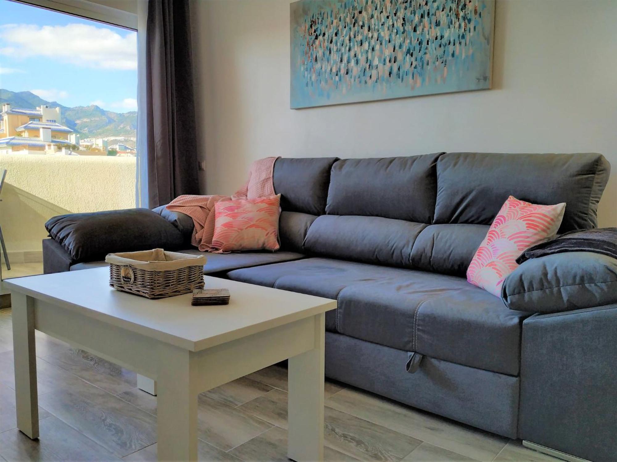Deluxe In Benalbeach With Views