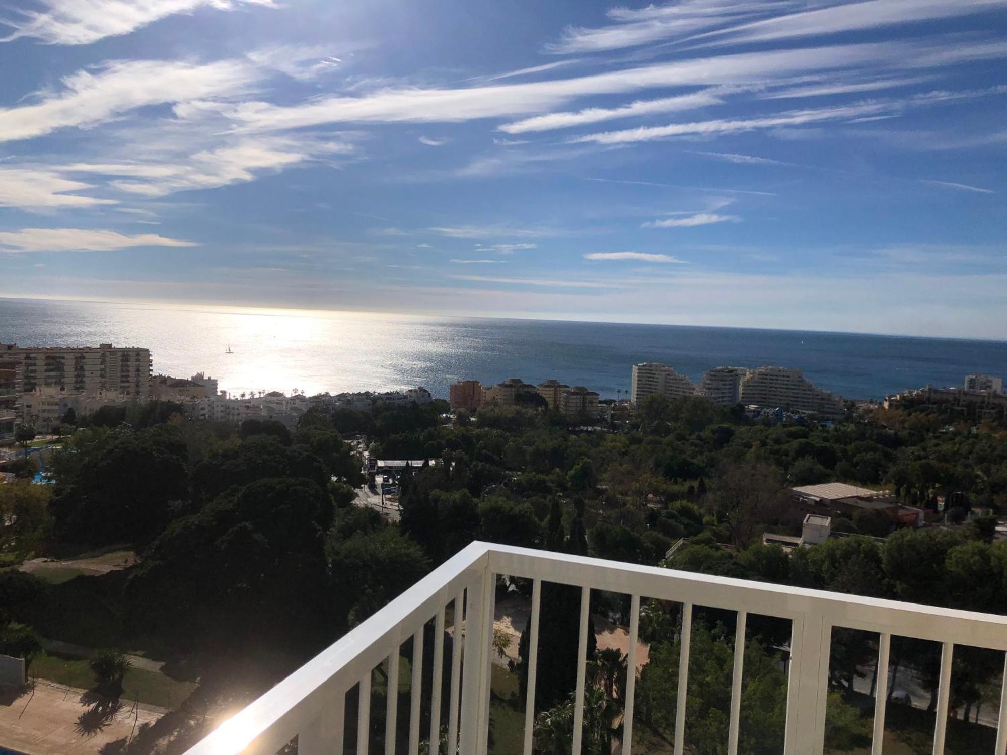Hercules Sea Views * Benalmadena