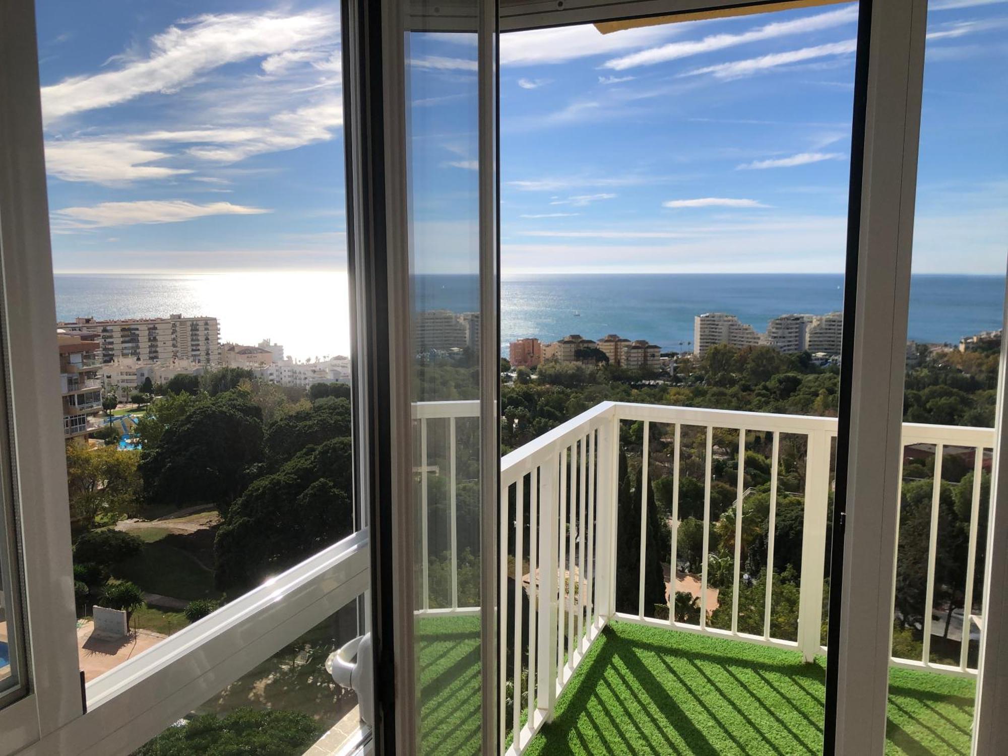 Hercules Sea Views * Benalmadena