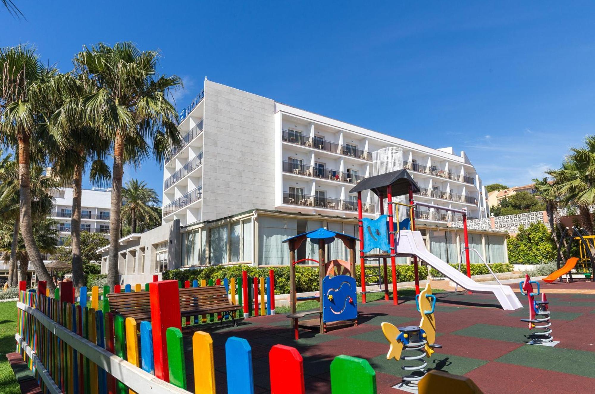 Siroco Hotel 4*