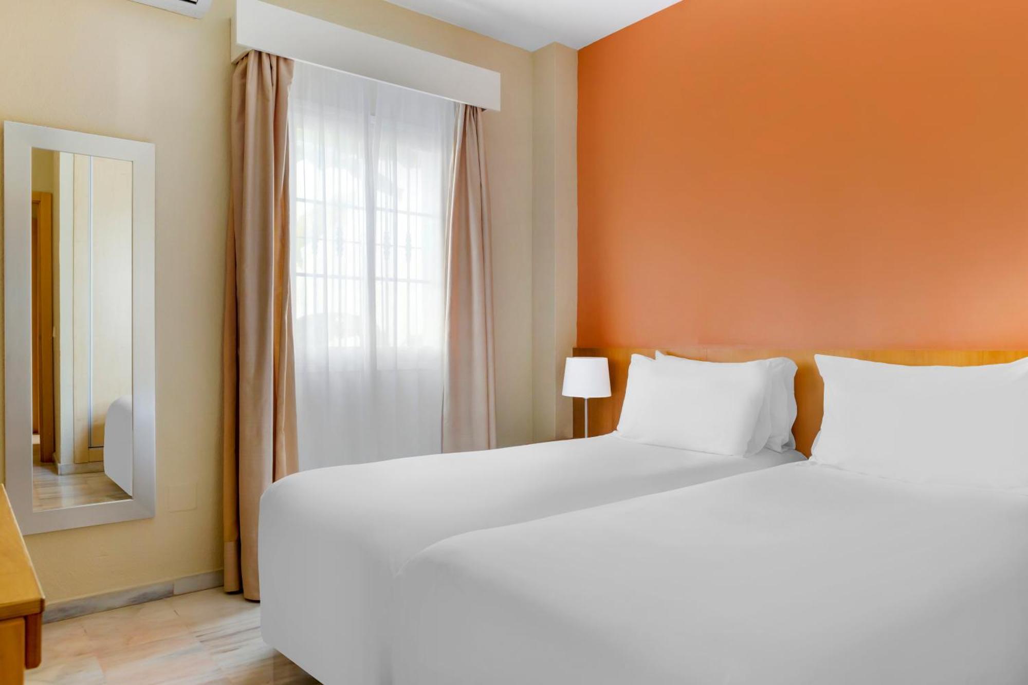 Royal Oasis Club At Pueblo Quinta Benalmádena