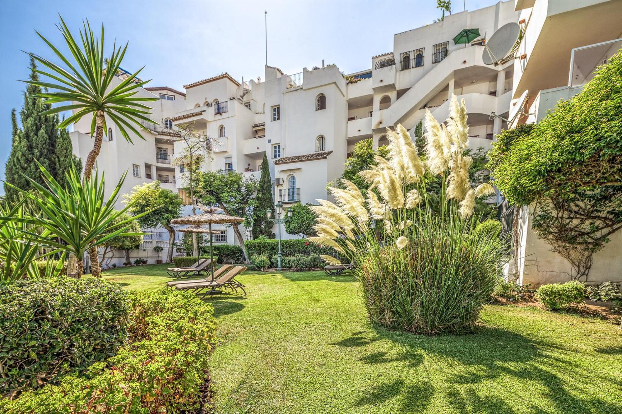 Aparthotel Royal Oasis Club At Pueblo Quinta Benalmádena