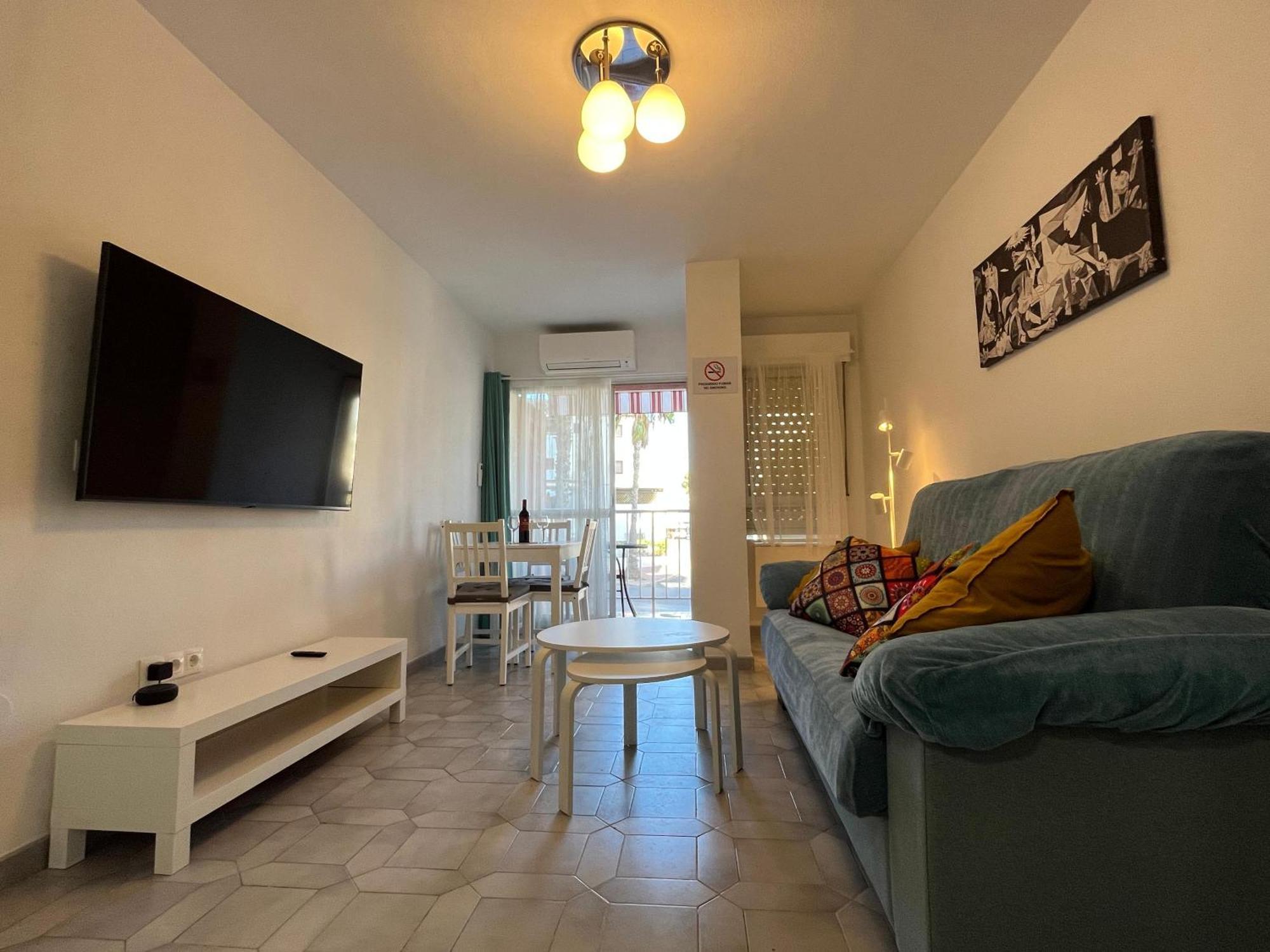 Entero, Enormes Piscinas, Terraza Y Playa Apartment Benalmádena