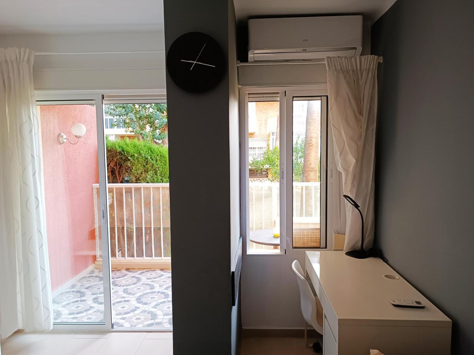 Apartment Aga: Beachfront With Sea View Terrace *