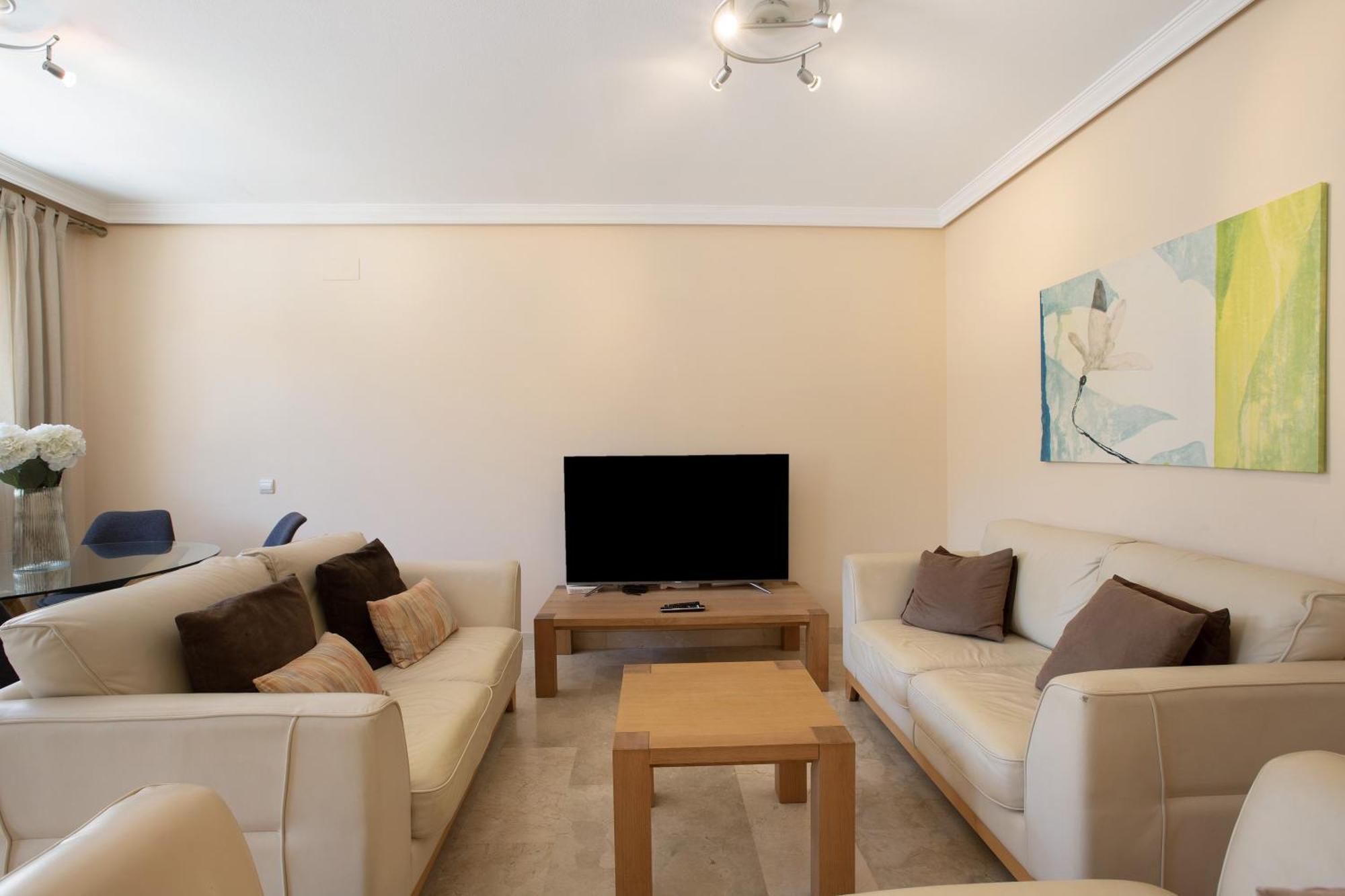 Apartment Lovely Open Terrace Beach