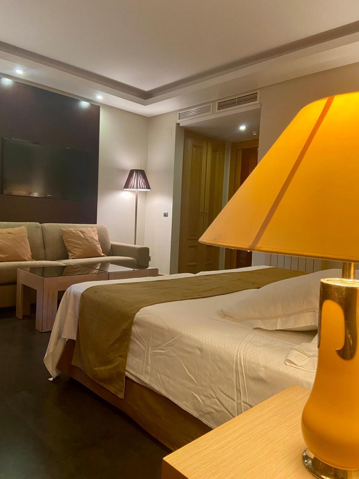 Artplatinum Suites&apartments