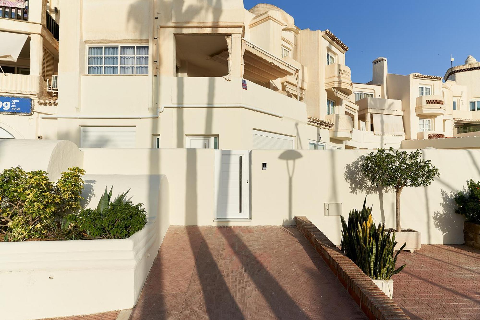 Atlantis Puerto Marina - 1 Minuto De La Playa Appartement Benalmádena