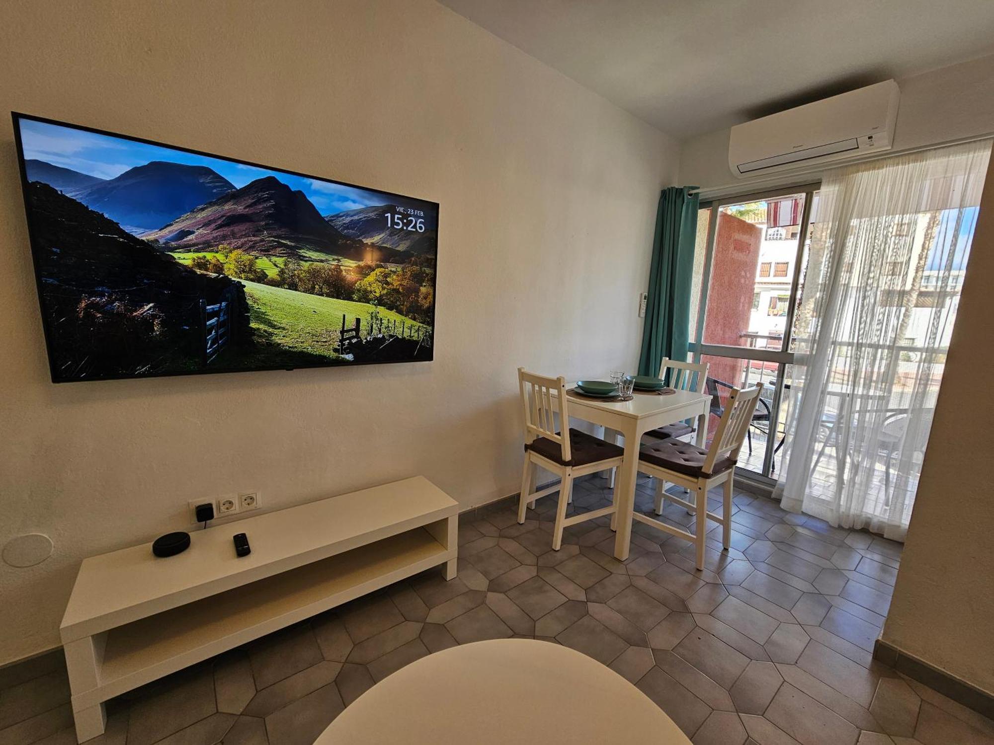 Apartment Entero, Enormes Piscinas, Terraza Y Playa