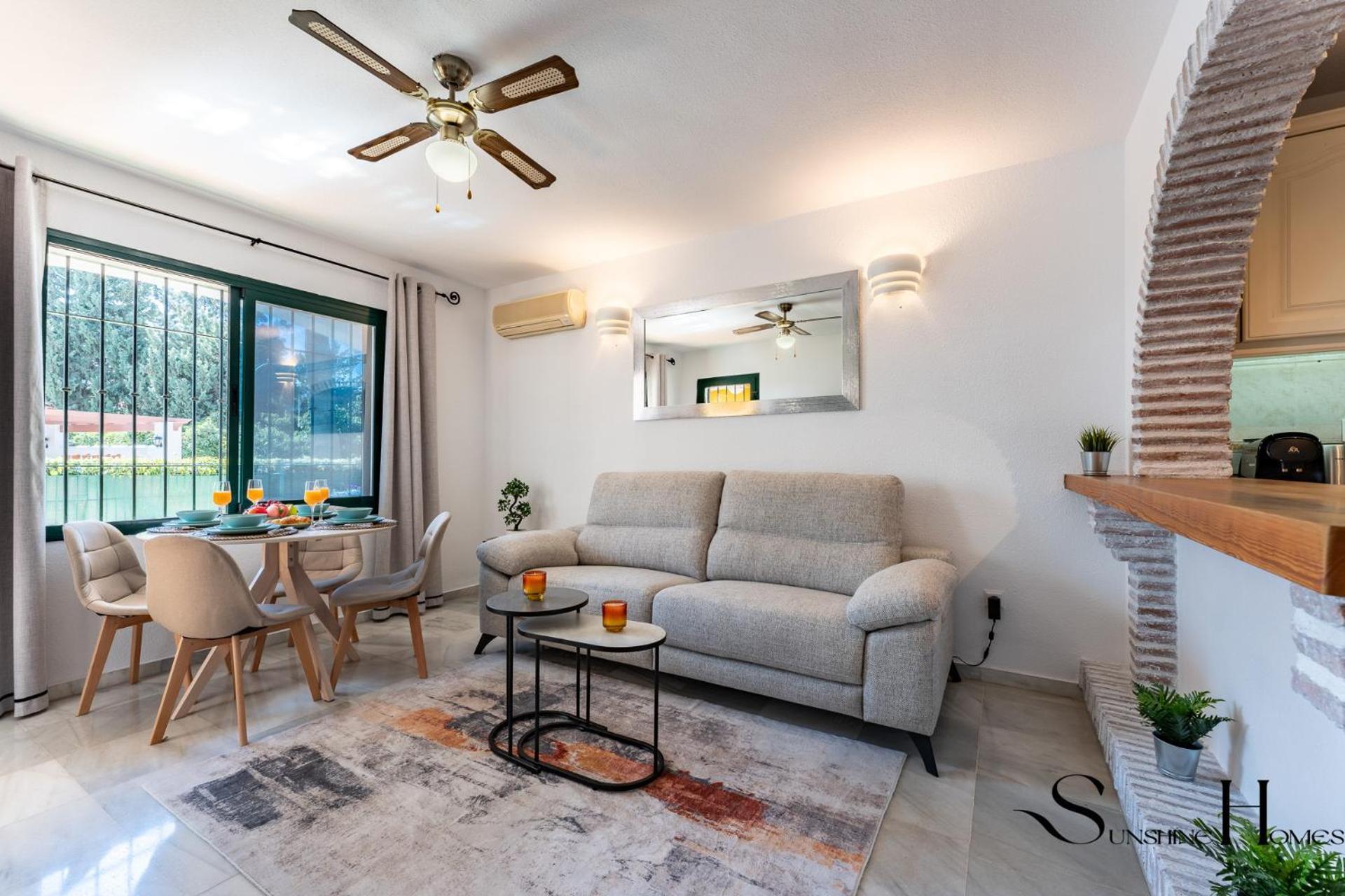 Poolside 2 Bedroom Retreat Apartment