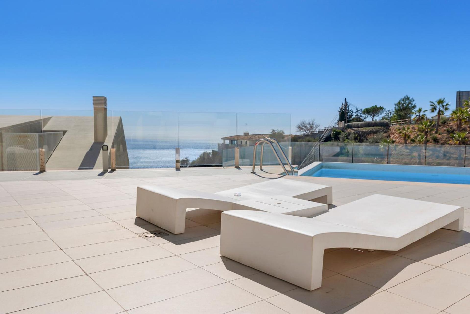 Panoramic Sea View Stupa Hills Apartamento