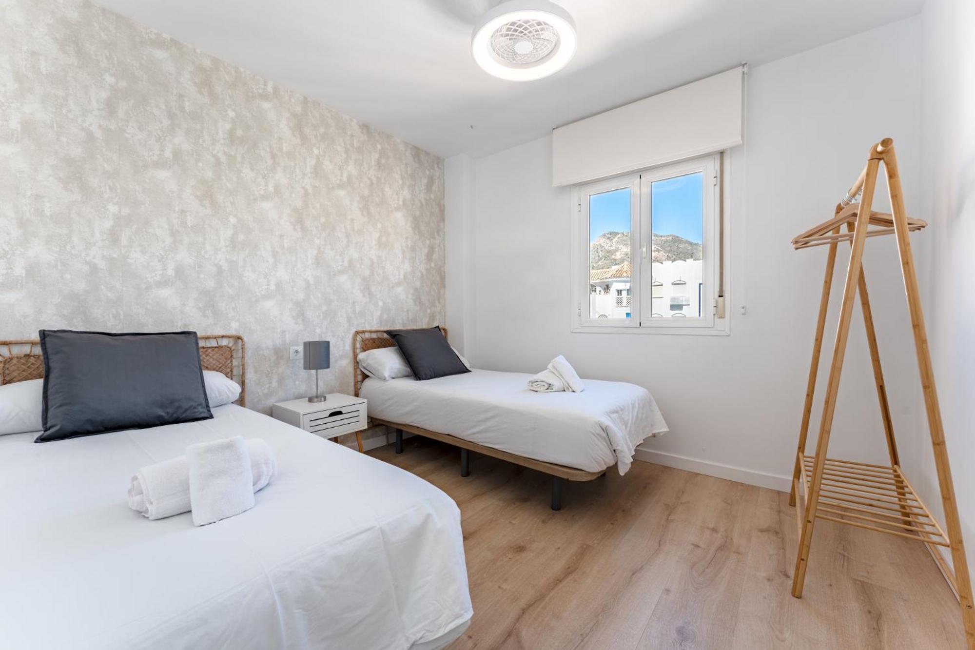 Bhost - Carmenes *