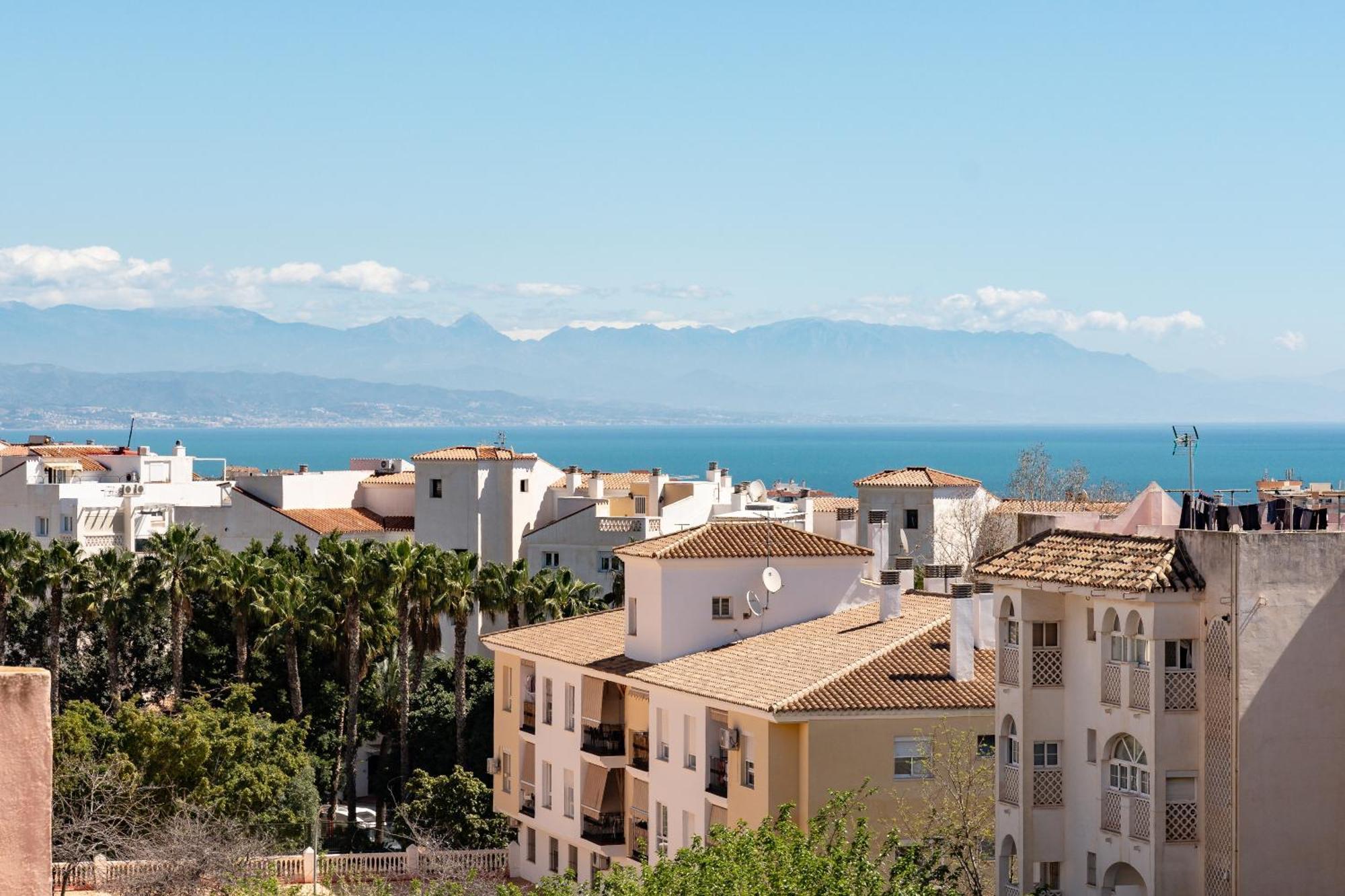 Bhost - Carmenes Appartement Benalmádena