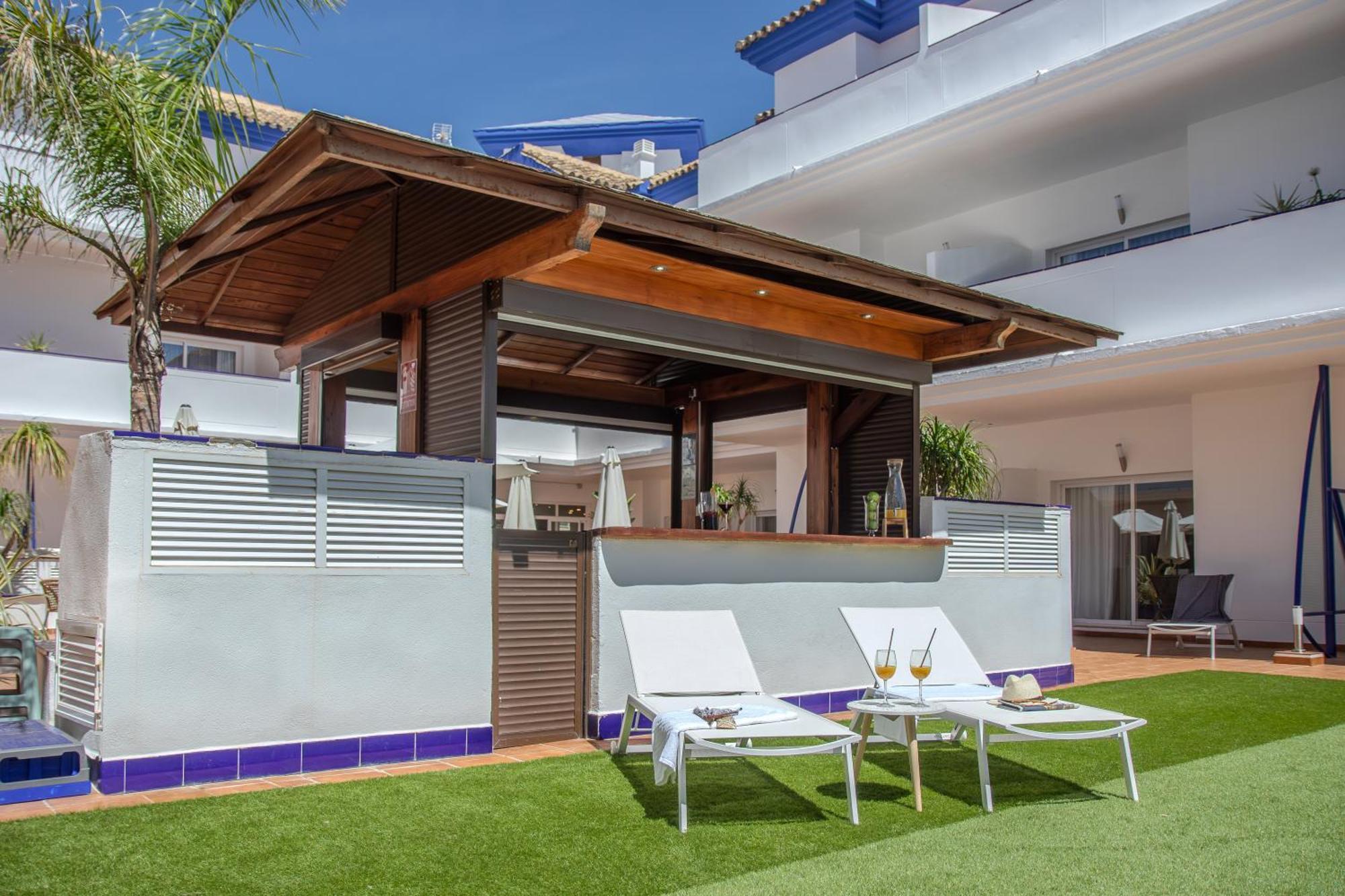 Vive Costa Azul Hotel