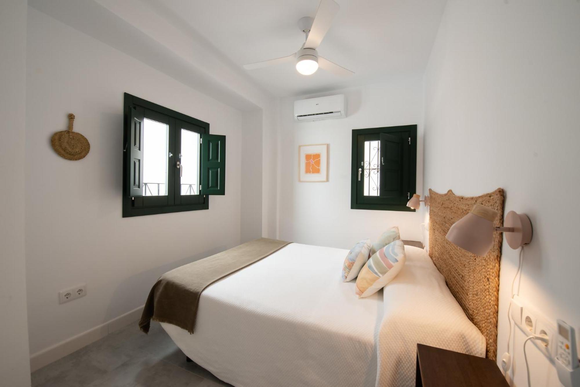 Lovely House In Peaceful Courtyard Apartment Benalmadena