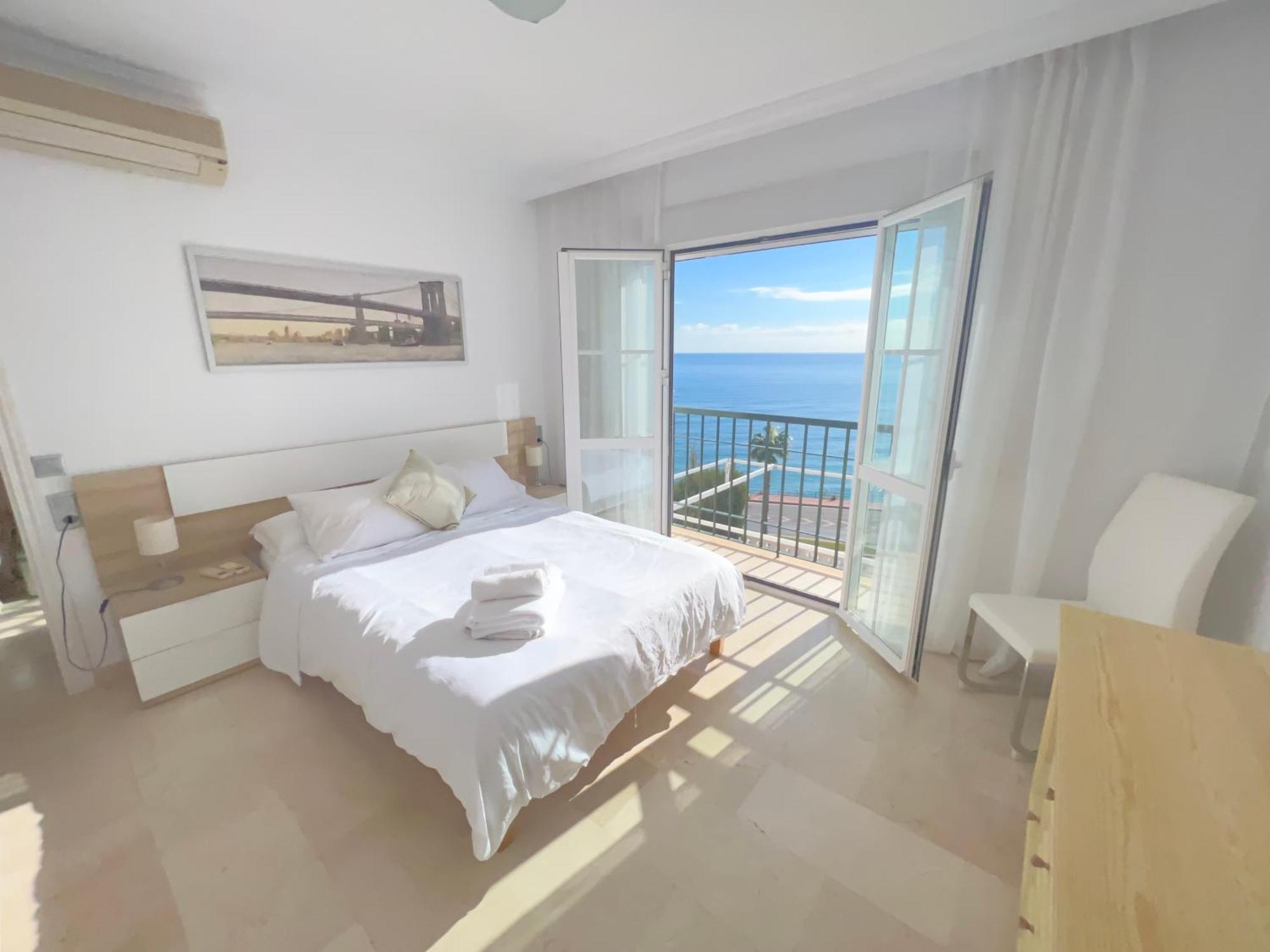 Chalet Townhouse Beachfront Costa, By Casa Del Sol Hr