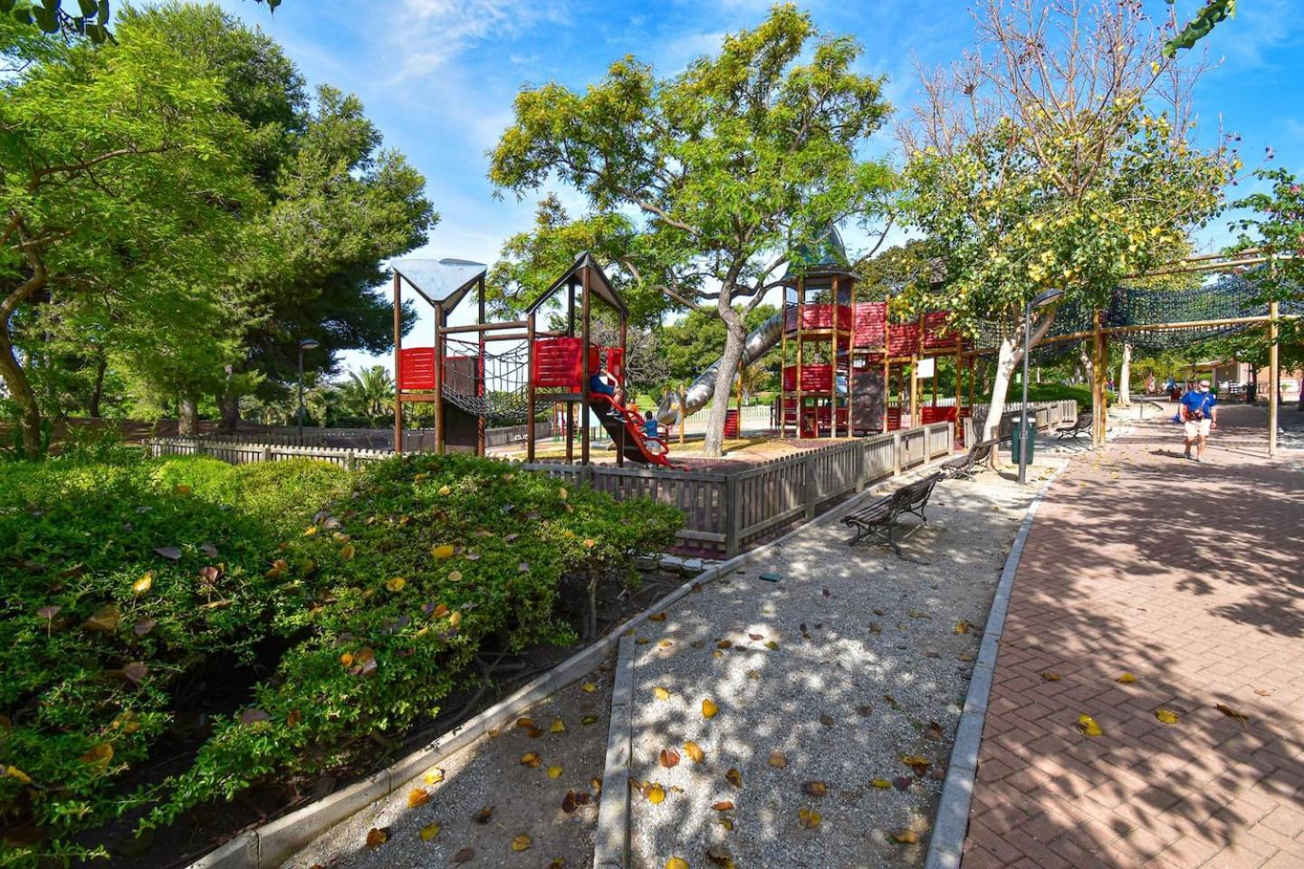 Benal Ii, Estudio Con Parque Acuatico Y Vistas Al Mar. Benalmádena