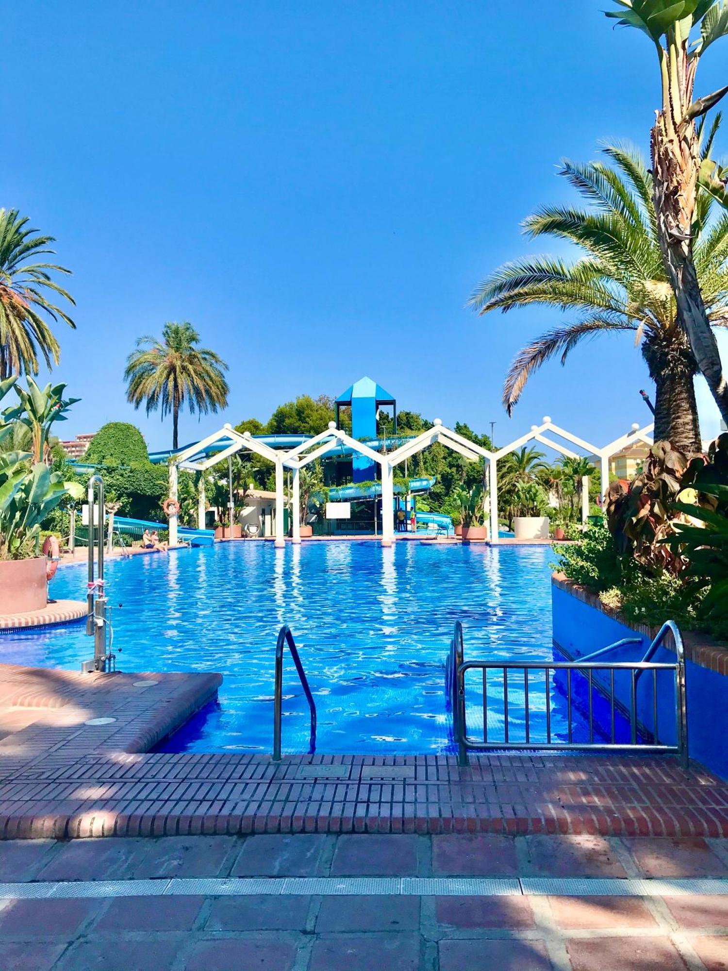 Benal Ii, Estudio Con Parque Acuatico Y Vistas Al Mar. Benalmádena