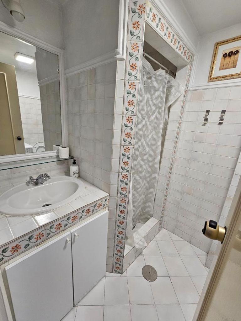 Aparthotel Fantastico Estudio En Benalbeach Con Vistas Al Mar Benalmadena