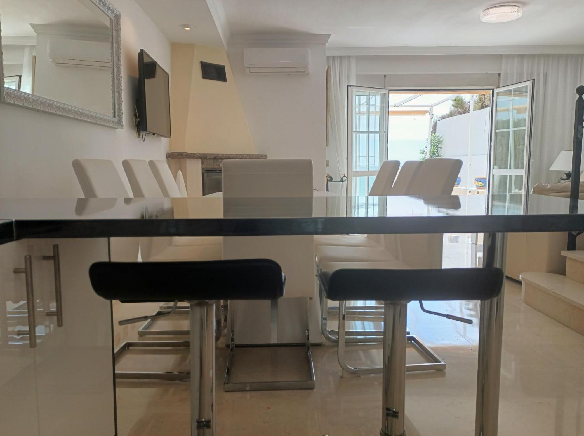Chalet Townhouse Beachfront Costa, By Casa Del Sol Hr *