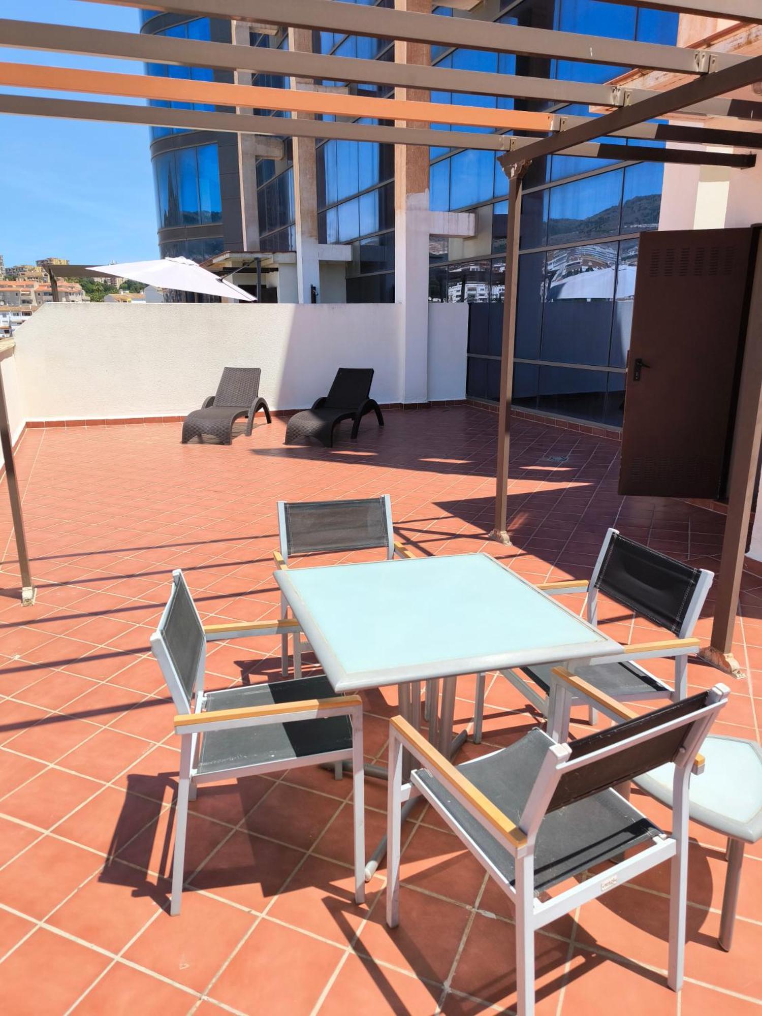 Apartment Family Spacious Apartment, Terrace, Kitchen, View, Free Parking And Wifi