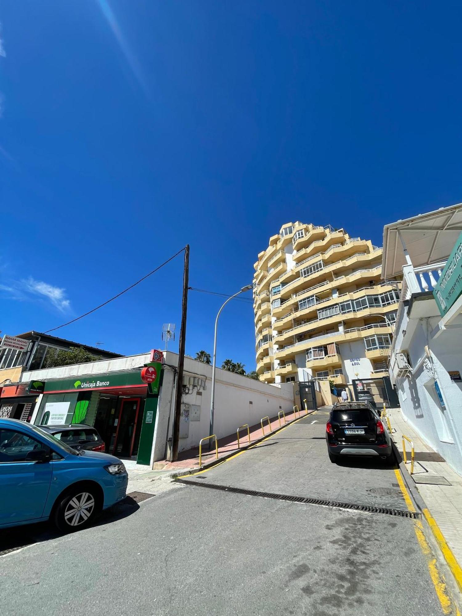 Vistas Al Mar Y Al Puerto Deportivo Apartment