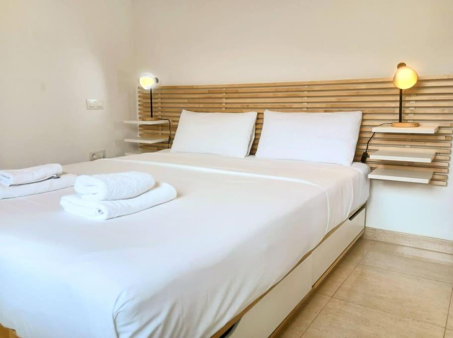 Ideal Getaway At Playa Carvajal, With Pool Apartment Benalmádena