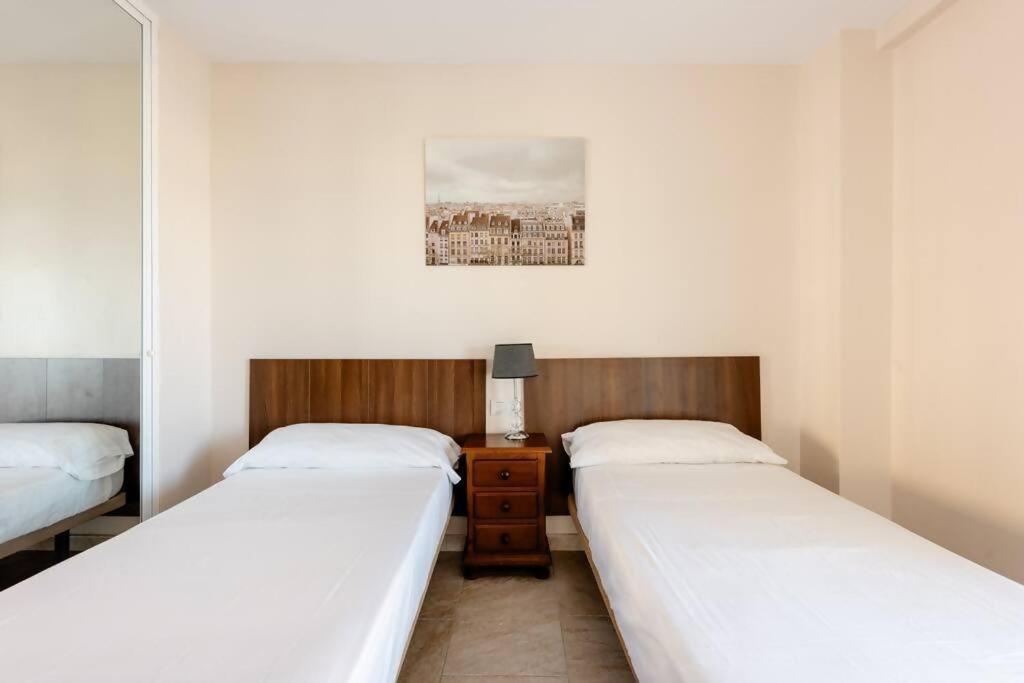 Appartement Amplio Con Vistas Al Mar Y Piscina En Benalmádena