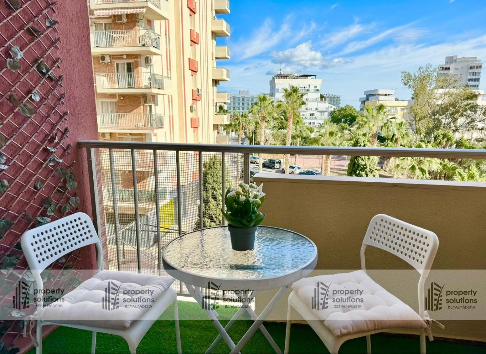 135 Jupiter Estudio - Piscina - Playa A 600 Metros