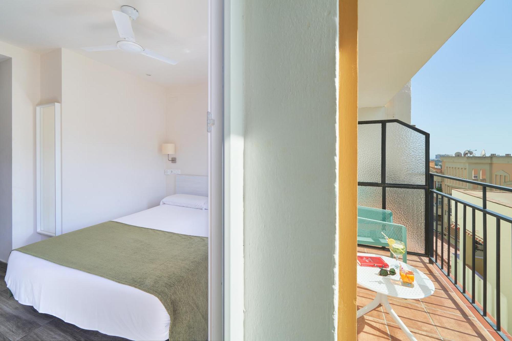 Guest house Sol Y Miel 2*